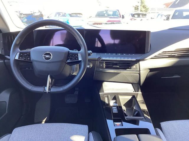 Opel Astra Elegance Hybrid Innovation