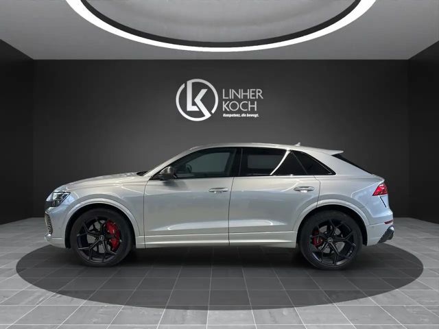 Audi RS Q8 Performance Quattro