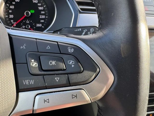 Volkswagen Passat 1.5 TSI Business DSG Variant