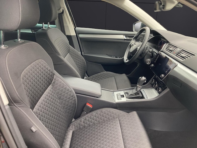 Skoda Superb Ambition Combi