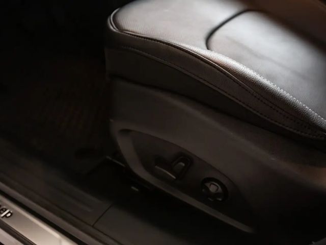 Jeep Compass 4xe Summit