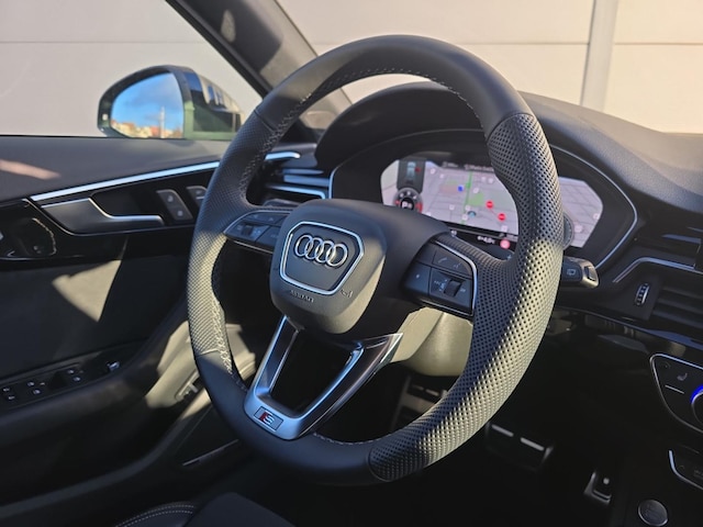 Audi A4 40 TDI Avant Quattro S-Line S-Tronic