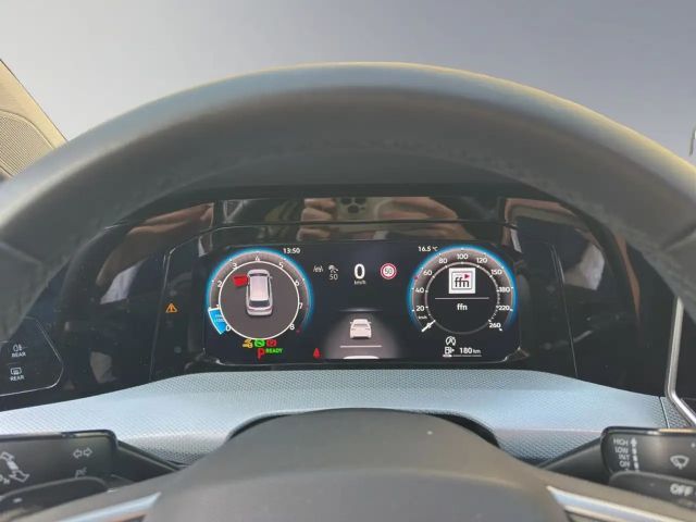 Volkswagen Golf 1.5 eTSI DSG Golf VIII Variant