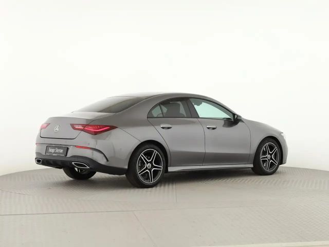 Mercedes-Benz CLA 200 AMG Line Coupé