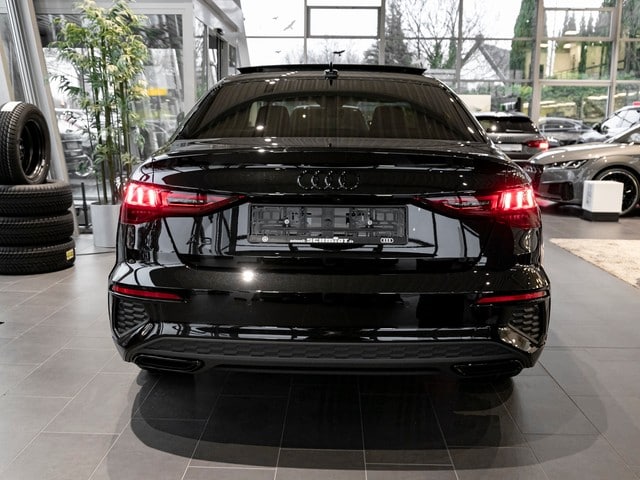 Audi A3 35 TFSI S-Line S-Tronic Sedan