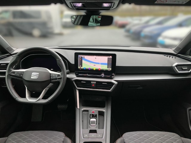 Seat Leon 1.5 eTSI Connect DSG FR-lijn