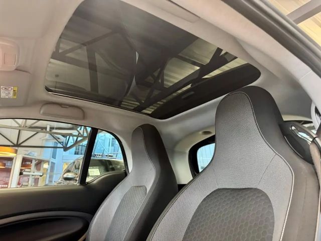 Smart EQ fortwo 22kw onboard charger