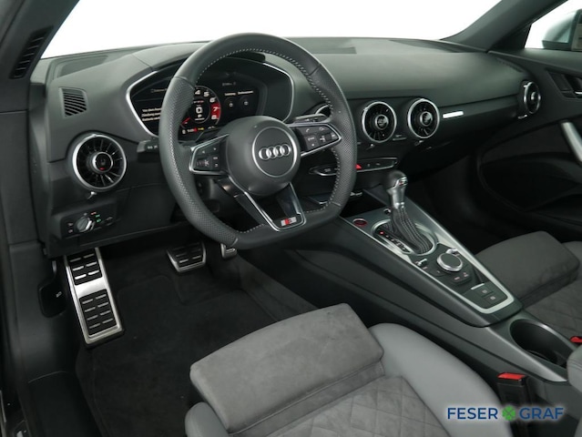 Audi TTS Coupé Quattro S-Tronic