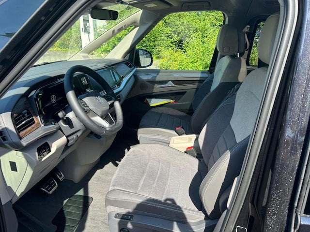 Volkswagen Multivan 2.0 TDI Lang Style T7