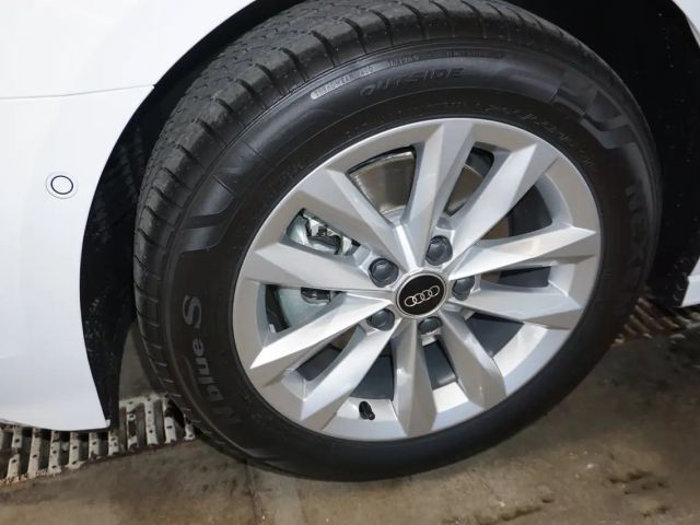 Audi A3 30 TFSI Sedan