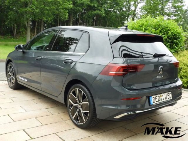 Volkswagen Golf 1.5 eTSI DSG