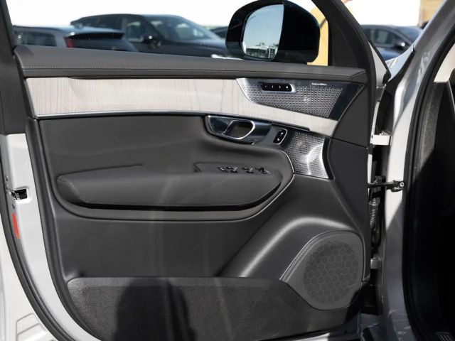 Volvo XC90 AWD Dark Recharge Ultra