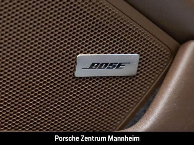 Porsche 992 4 Cabrio Carrera GTS