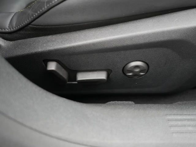 Peugeot 508 Hybrid4 SW