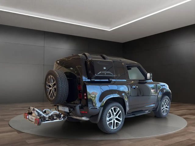 Land Rover Defender 90 D200 Dynamic SE