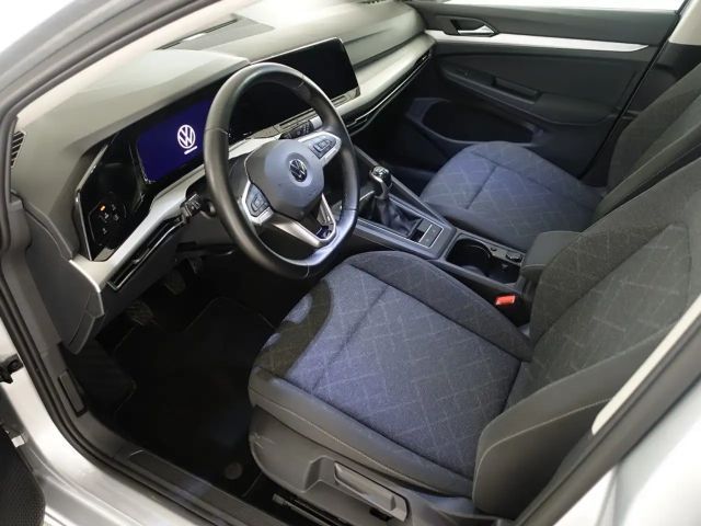 Volkswagen Golf Life Variant