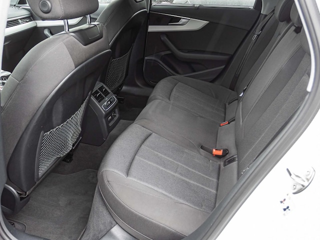 Audi A4 40 TDI Avant S-Tronic