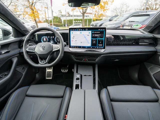 Volkswagen Passat 4Motion DSG R-Line