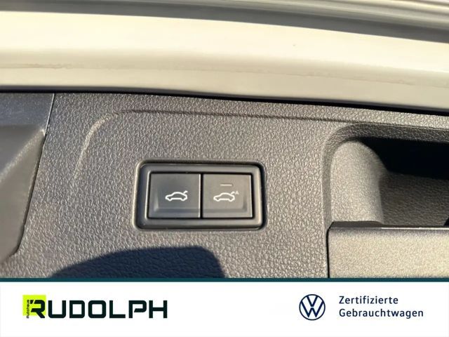 Volkswagen Passat 1.5 TSI Business DSG Variant