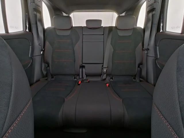 Mercedes-Benz GLB 220 4MATIC AMG Line