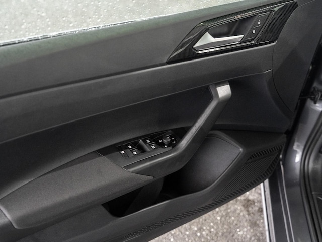 Volkswagen Polo 1.0 5-Gang Virtual LED PDC SHZ SoundSys