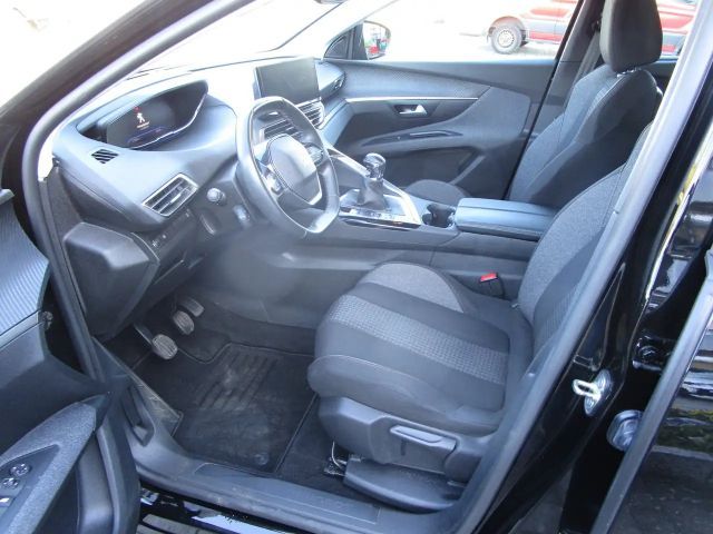 Peugeot 5008 Active Pack