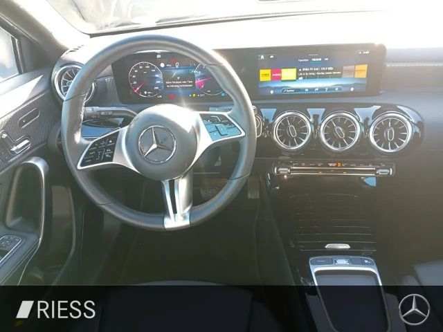 Mercedes-Benz A 250 4MATIC Hatchback