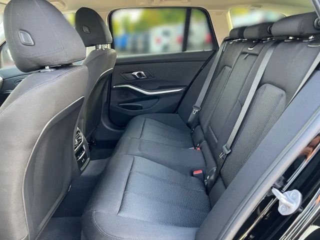 BMW 318 318d Touring