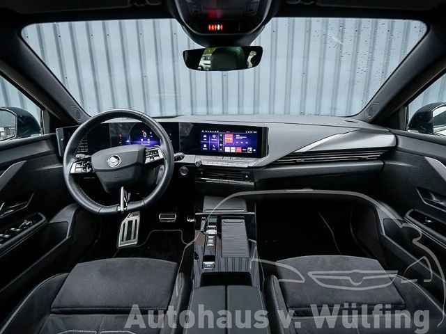 Opel Astra Sports Tourer Ultimate