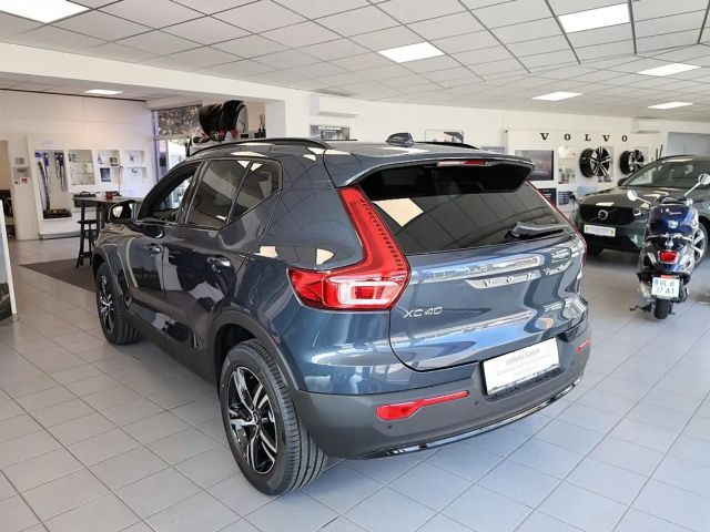Volvo XC40 Dark Plus