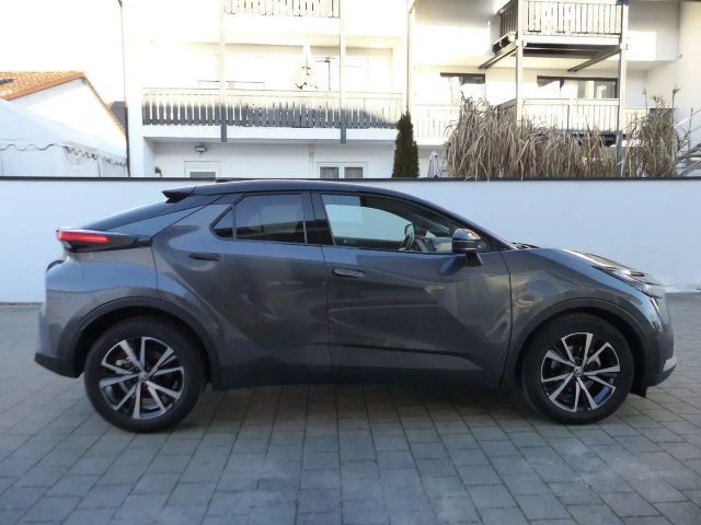 Toyota C-HR Teamplayer LED NAVI CAM el.Heckklappe SHZ