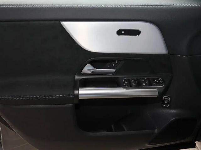 Mercedes-Benz GLA 220 4MATIC AMG Line