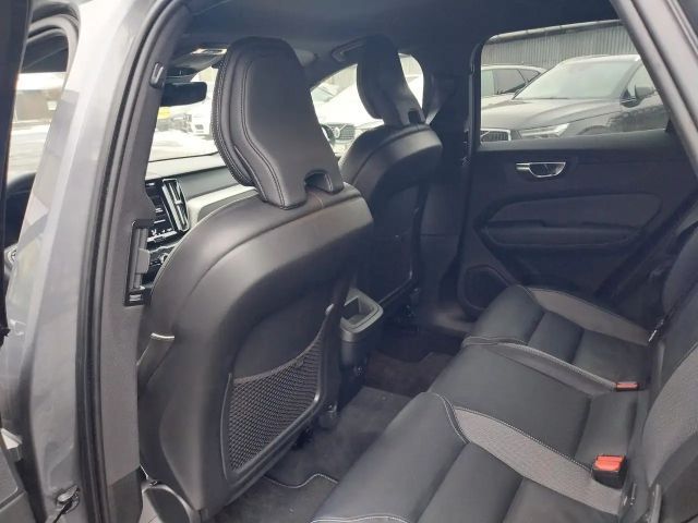 Volvo XC60 AWD R-Design