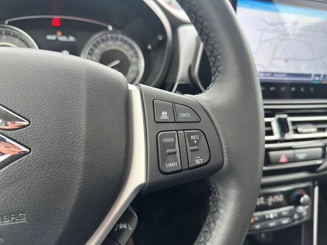 Suzuki S-Cross AllGrip Flash Hybrid