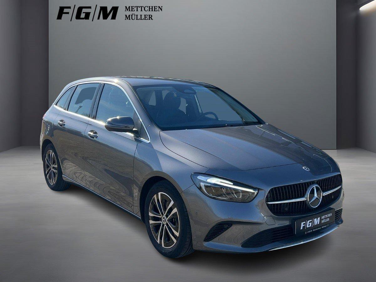 Mercedes-Benz B 180 Progressive Sedan