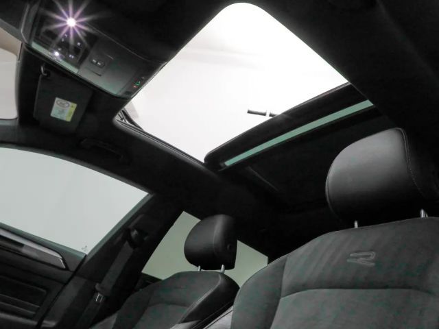 Volkswagen Arteon 2.0 TSI DSG R-Line