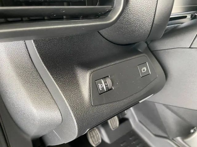 Opel Combo COMBO Cargo DOKA XL 1,5 101PS 6G Schalter 5 Sitze