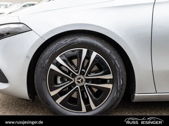 Mercedes-Benz A 180 Progressive