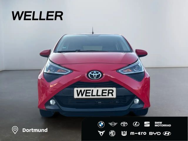 Toyota Aygo Hatchback Play Team D X-play