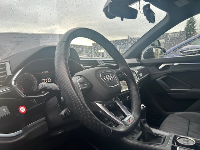 Audi Q3 35 TDI S-Line