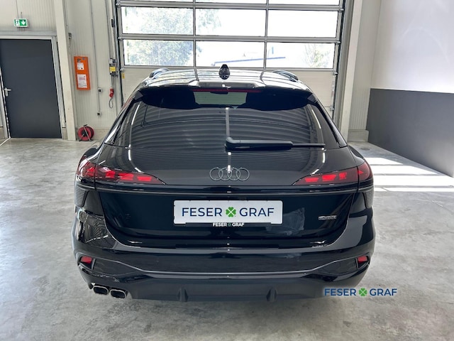 Audi A6 Avant Quattro S-Tronic