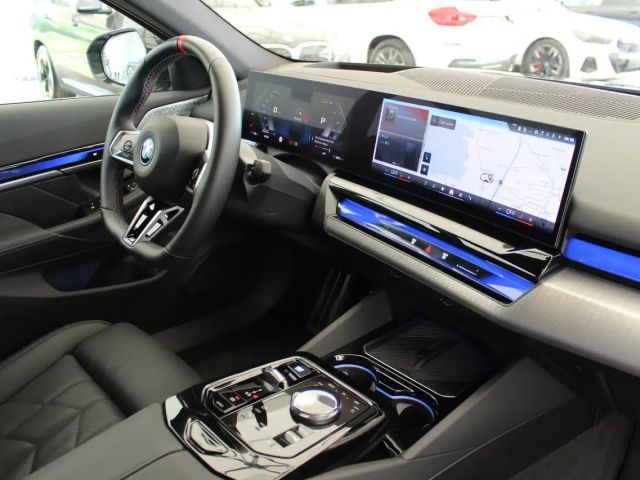 BMW i5 M60 Sedan xDrive