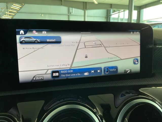 Mercedes-Benz A 180 Hatchback Progressive