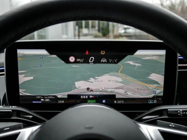 Mercedes-Benz EQE 300 Sedan