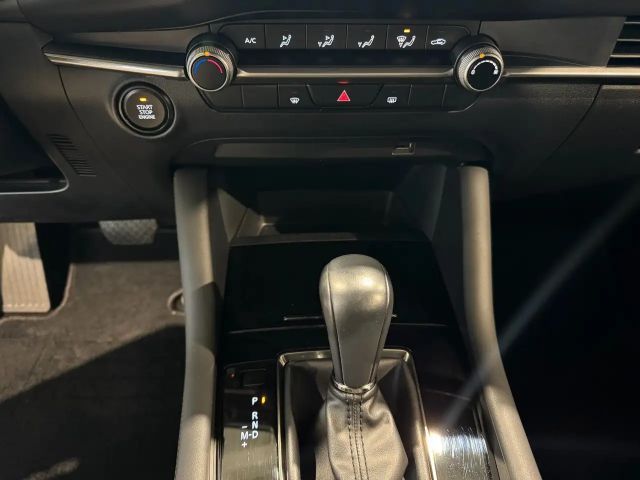 Mazda 3 Autom. Navigation/Head-Up Display/LED/PDC/ACC