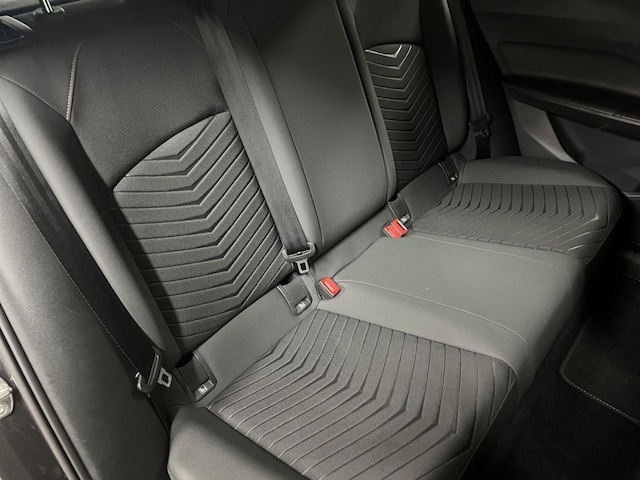 Cupra Born Born 170 Below Paket LED LM 19" PDC vo+hi DAB