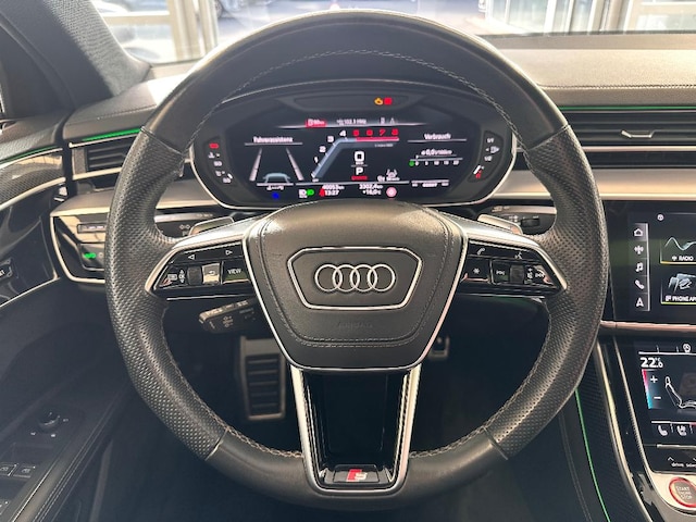 Audi S8 Quattro