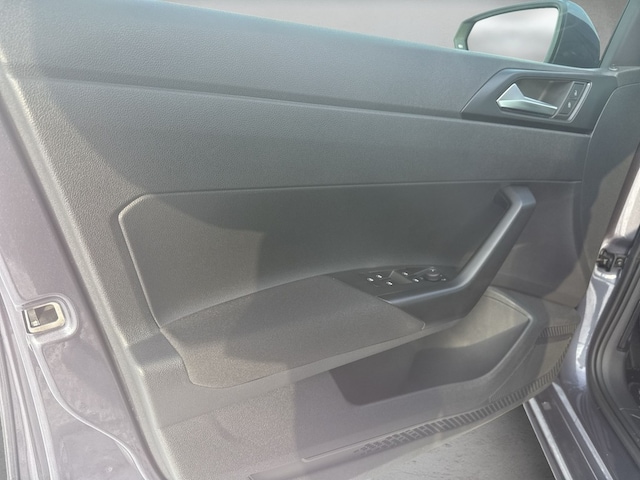 Volkswagen Polo 1.0 MPI