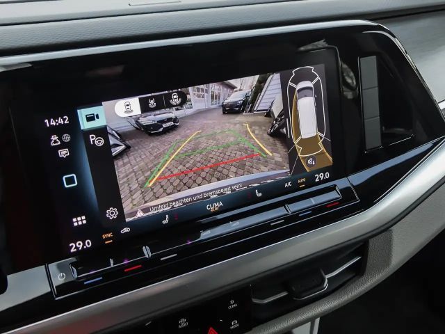 Volkswagen Multivan 2.0 TDI DSG Life T7