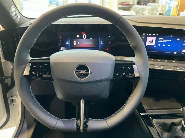 Opel Astra 1.2 Turbo Sports Tourer Turbo